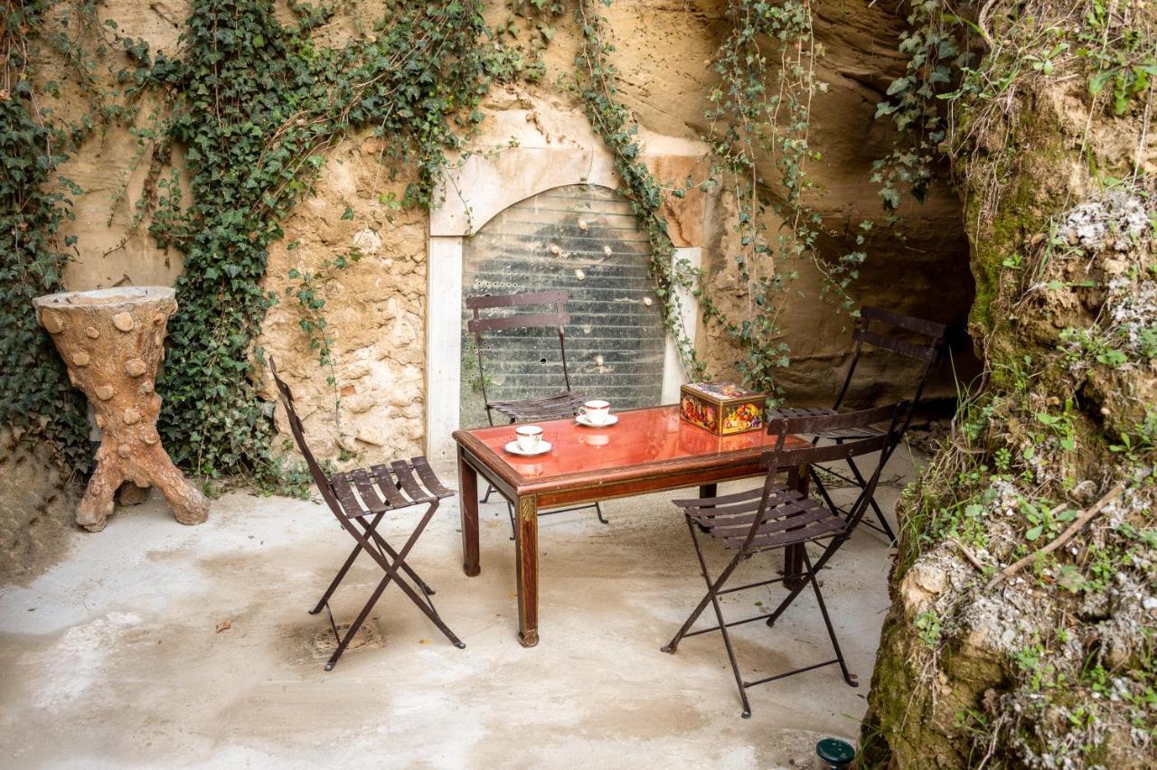 B&B Bacchus Grotto With Only 1 Suite 45M2, Plunge Pool & Jardin Prive Cairanne Bagian luar foto